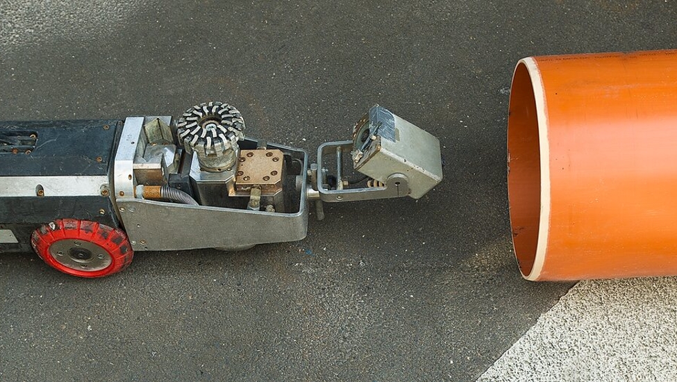 Ein Roboter, der für die Sanierung eines Kanalrohrs verwendet wird.